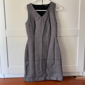 Banana Republic Sleeveless Shift Dress Size 0